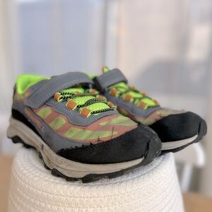 Merrell Kid's Moab Speed Low Waterproof Hiking Sneaker Boys Size 2